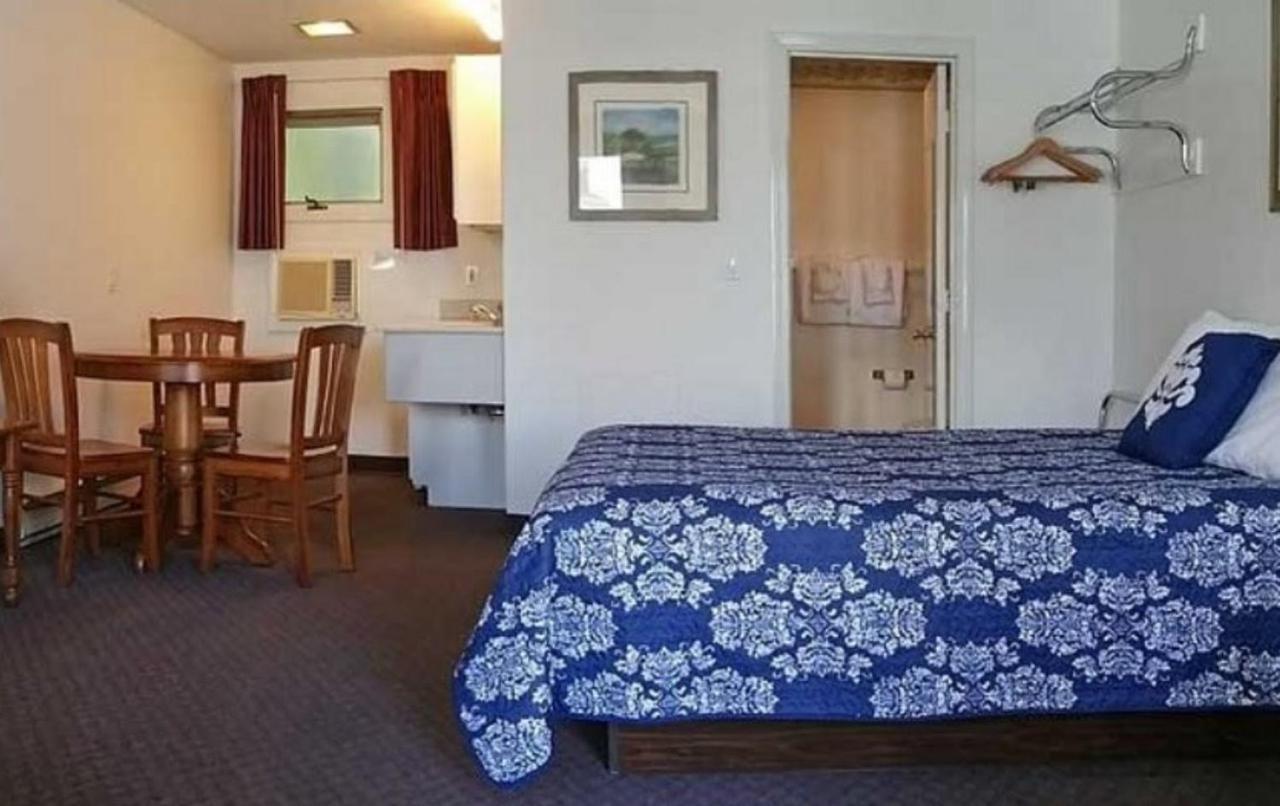 Carriage House Motel Cottages & Suites Wells Dış mekan fotoğraf